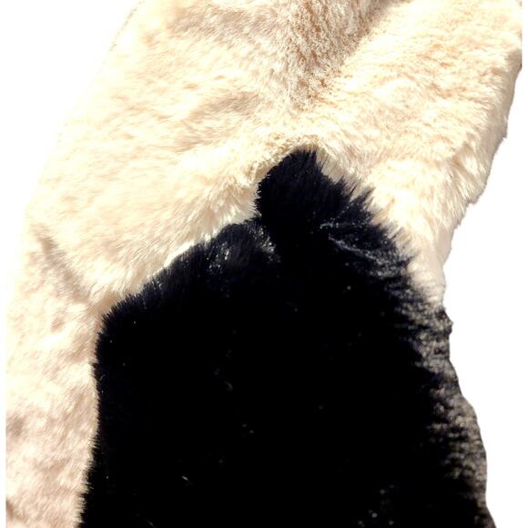 APPARIS Abby Faux-Fur Scarf Set with Black Earmuffs MSRP$190 NEW! - Picture 4 of 15